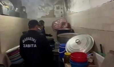 Babaeski&rsquo;de ruhsatsız turşu imalathanesine baskın: 2,5 ton &uuml;r&uuml;n imha edildi