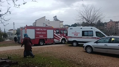 Bacadan d&uuml;şen kıvılcımdan yangın &ccedil;ıktı: 4 kişi dumandan etkilendi
