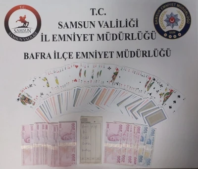 Bafra&rsquo;da kıraathaneye kumar baskını: 5 kişiye 58 bin TL ceza
