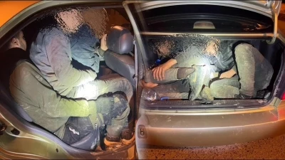 Bagajı dahi g&ouml;&ccedil;menle dolduran 4 ara&ccedil; s&uuml;r&uuml;c&uuml;s&uuml;ne 601 bin TL ceza uygulandı
