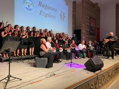 Bağarası ezgileri Alaşehir&rsquo;i coşturdu
