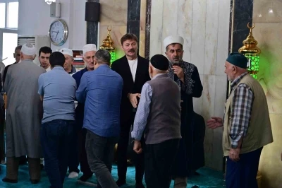 Bah&ccedil;elievler&rsquo;de kurban ibadeti i&ccedil;in t&uuml;m ekipler sahada
