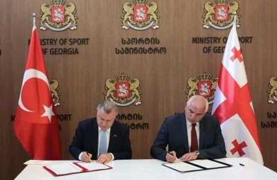 Bakan Bak, Gürcistan’da
