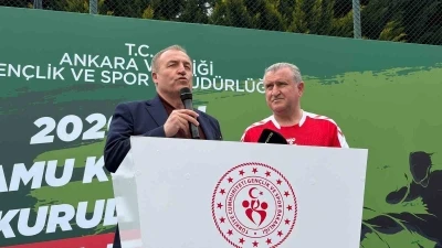 Bakan Bak: "Bizim &ccedil;ocuklara Amerika&rsquo;da başarılar diliyoruz"
