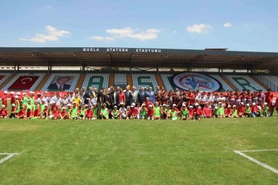 Bakan Bak&rsquo;tan Muğla&rsquo;da yatırım m&uuml;jdeleri
