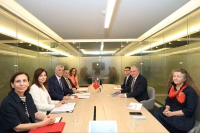 Bakan Bolat, Bel&ccedil;ika&rsquo;da Uluslararası Ticaret Komitesi Başkan Yardımcısı Winkler ile bir araya geldi
