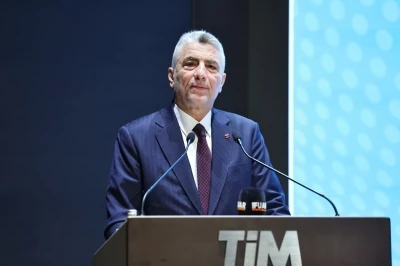 Bakan Bolat: &lsquo;&lsquo;İhracatta 400 milyar dolar sınırına dayandık&rsquo;&rsquo;
