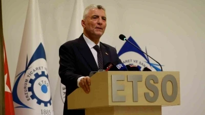 Bakan Bolat:  &quot;Yıl sonunda inşallah 1,4 trilyon doları da hep birlikte aşacağız milli gelir olarak&quot;
