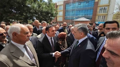 Bakan &Ccedil;ift&ccedil;i, Adilcevaz&rsquo;ı ziyaret etti
