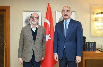 Bakan Ersoy paylaştı: Haydarpaşa ve Sirkeci m&uuml;zelerine uluslararası dokunuş
