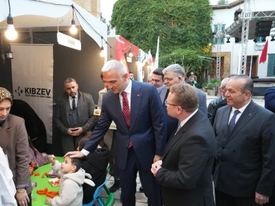Bakan Ersoy: "KKTC&rsquo;nin haklı davasında bir milim dahi geri adım atmayız"

