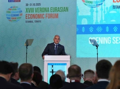 Bakan Ersoy: &quot;Turizmde başarının sırrı güvenli, sürdürülebilir turizm ve etkili tanıtım&quot;
