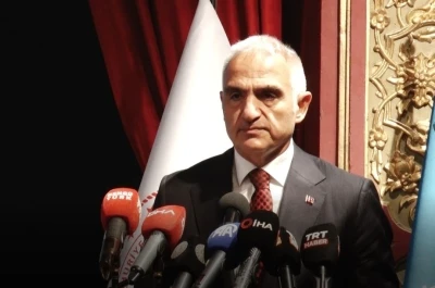 Bakan Ersoy: "Ziya G&ouml;kalp yalnızca bir yazar ya da şair değil, T&uuml;rk d&uuml;nyasının fikir babasıdır"
