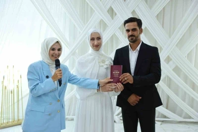 Bakan Göktaş, genç çiftin nikah şahidi oldu
