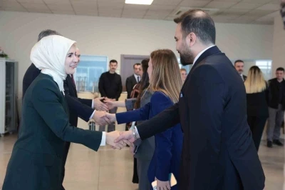 Bakan G&ouml;ktaş personel ile bayramlaştı
