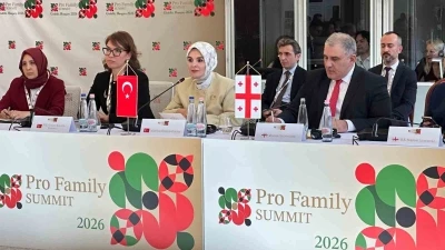 Bakan G&ouml;ktaş: "Dijitalleşme ve demografik değişimler, aileyi g&uuml;&ccedil;lendirmeyi k&uuml;resel g&uuml;ndemin merkezine taşıyor"
