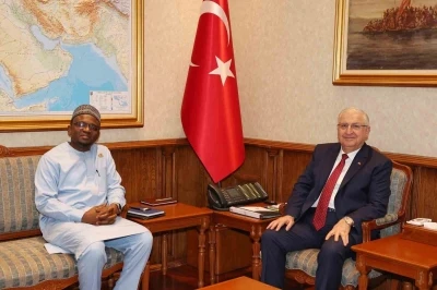 Bakan G&uuml;ler, Gana&rsquo;nın Ankara B&uuml;y&uuml;kel&ccedil;isi Nasiru-Deen&rsquo;i kabul etti
