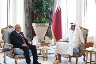 Bakan G&uuml;ler, Katar Emiri Al Thani ile g&ouml;r&uuml;şt&uuml;
