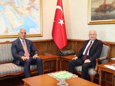 Bakan Güler, Kültür ve Turizm Bakanı Mehmet Nuri Ersoy ile bir araya geldi
