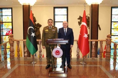 Bakan G&uuml;ler, Libya Genelkurmay Başkan Vekili Al-Namroush&rsquo;u kabul etti
