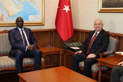 Bakan Güler, Senegal Silahlı Kuvvetler Bakanı Birame Diop’u kabul etti
