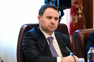 Bakan G&uuml;rlek, KKTC İ&ccedil;işleri Bakanı Oğuz ile bir araya geldi
