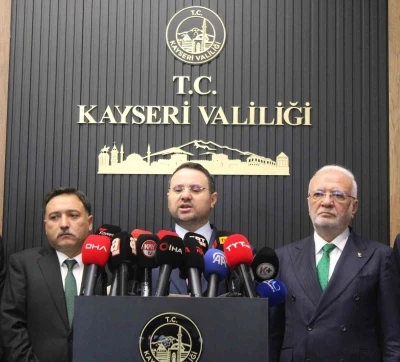 Bakan G&uuml;rlek: "Ucu nereye dokunursa dokunsun devletimizin demir yumruğunu indiriyoruz"
