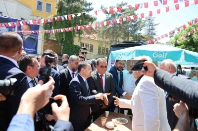 Bakan G&uuml;rlek&rsquo;ten Mustafapaşa&rsquo;ya doğalgaz, TOKİ ve turizm m&uuml;jdesi
