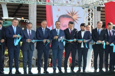 Bakan Kacır: &quot;23 yıla asırlık başarılar sığdırarak, büyük ve güçlü Türkiye’yi inşa ettik&quot;
