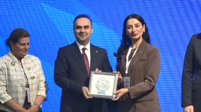 Bakan Kacır: "KOBİ&rsquo;lerimize ve b&uuml;y&uuml;k &ouml;l&ccedil;ekli firmalarımıza, 50 milyon liraya kadar finansman sunuyoruz"
