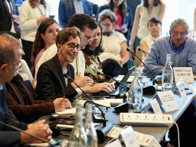 Bakan Kurum, İngiltere&rsquo;de COP31 İş D&uuml;nyası Forumu&rsquo;nda konuştu
