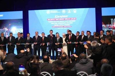 Bakan Kurum: &quot;350 bin yuvamızın anahtarlarını teslim ettik, 453 bin konutumuzu da yıl sonuna kadar tamamlayacağız&quot;
