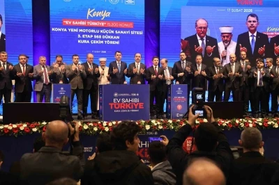 Bakan Kurum: "Biz lafla değil, eserle konuşuyoruz"
