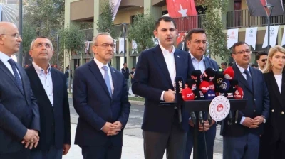 Bakan Kurum: &quot;Şehirlerimiz her alanda ayağa kalkıyor&quot;
