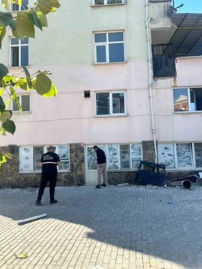 Bakan Kurum, Sındırgı depremine ilişkin hasar tespit verilerini açıkladı
