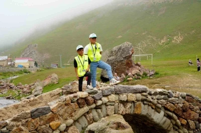 Bakan Kurum Taşköprü Yaylası’nı Mete ve Görkem kardeşlere emanet etti
