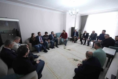 Bakan Tekin&rsquo;den taziye ziyareti
