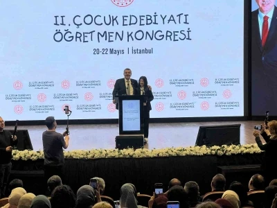 Bakan Tekin: "Biz &ccedil;ocuklarımızın dijital bağımlılıktan uzak, okuma k&uuml;lt&uuml;r&uuml;n&uuml; yaygınlaştıracakları bir iklim oluşturmak istiyoruz"
