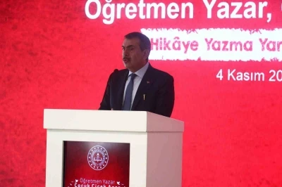 Bakan Tekin: &quot;MEB olarak çok büyük bir aileyiz&quot;
