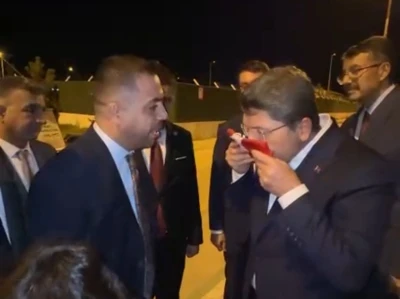 Bakan Tunç’a Yüksekova’da anlamlı sürpriz
