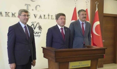 Bakan Tunç Hakkari’de
