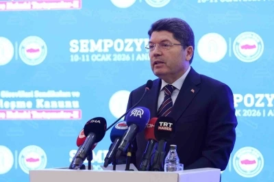 Bakan Tun&ccedil;: "Kamuda g&ouml;revli memurlarımızın kanundan kaynaklı sorunlarına kalıcı &ccedil;&ouml;z&uuml;mler &uuml;retmek istiyoruz"
