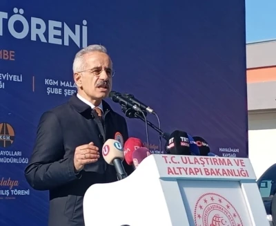 Bakan Uraloğlu: "Bug&uuml;ne kadar deprem b&ouml;lgesindeki illere toplam 79,4 milyar liralık yatırım yaptık"
