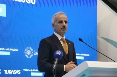 Bakan Uraloğlu: "İran, ABD ve İsrail savaşı masum sivillerin hayatını tehdit ediyor"
