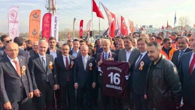 Bakan Uraloğlu: &quot;Öümüzdeki yıl Bursa’mıza yüksek hızlı trenle seyahat edeceğiz&quot;
