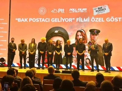 Bakan Uraloğlu: "Teşkilatımızın, 186. yılında &lsquo;Bak Postacı Geliyor&rsquo; filmini seyretmiş olmaktan mutluluk duydum"
