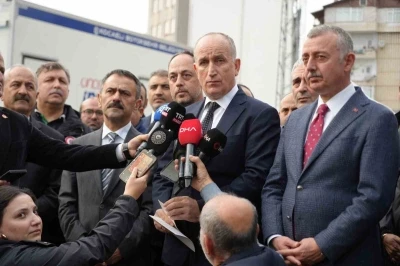 Bakan Yardımcısı Bulut: &quot;Bu binanın zarar görmesinde zemin önemli bir etken olmuş&quot;
