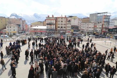 Bakan Yardımcısı &Ccedil;elik Hakkari&rsquo;den ayrıldı
