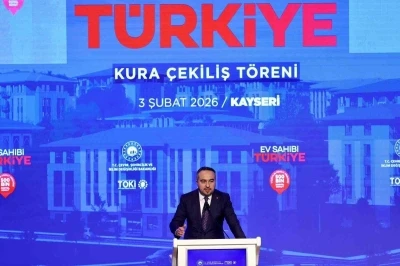 Bakan Yardımcısı Demiralp: "Ev Sahibi T&uuml;rkiye sloganıyla Kayseri&rsquo;de 7 bin 562 konutumuzun kura &ccedil;ekimini ger&ccedil;ekleştiriyoruz"
