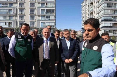 Bakan Yardımcısı Gizligider: &quot;Bizden daha hızlı giden bir tehlike ile mücadele ediyoruz&quot;
